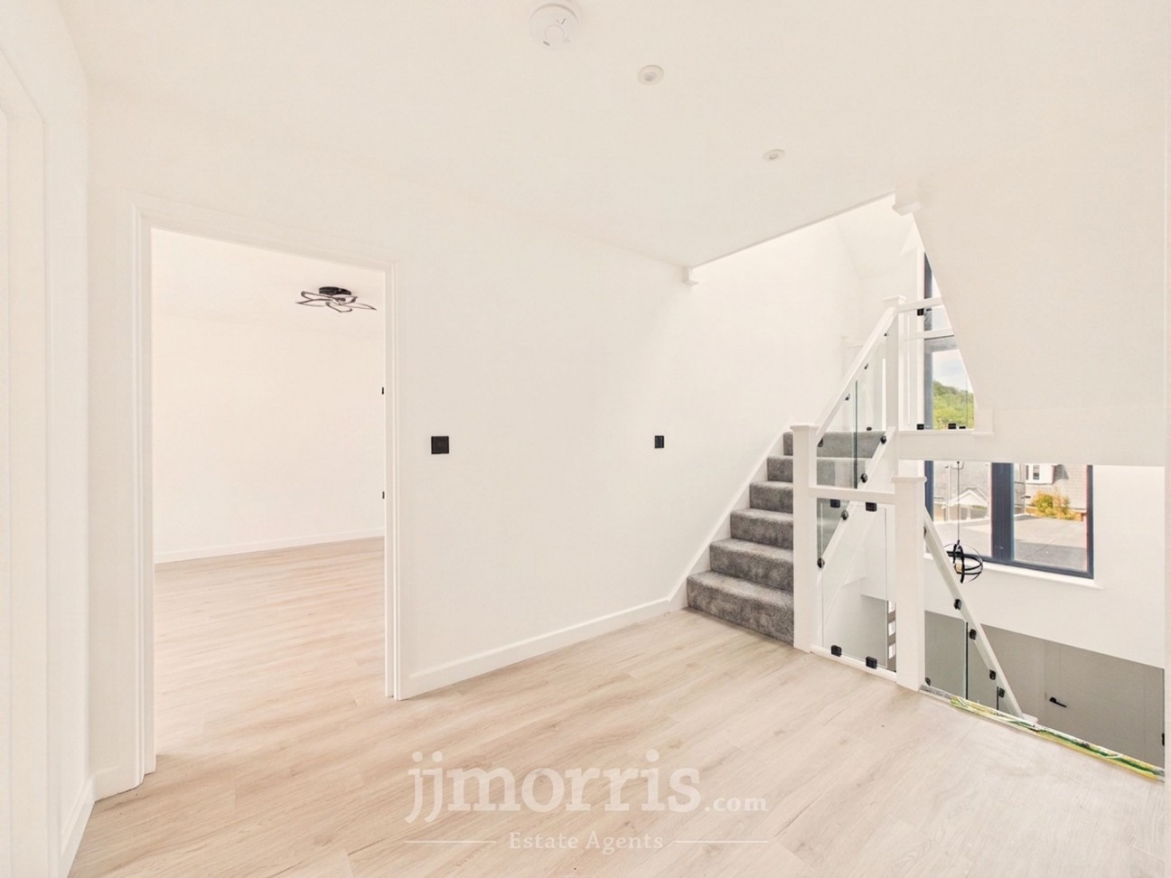 Dolphin Court, New Quay, SA45