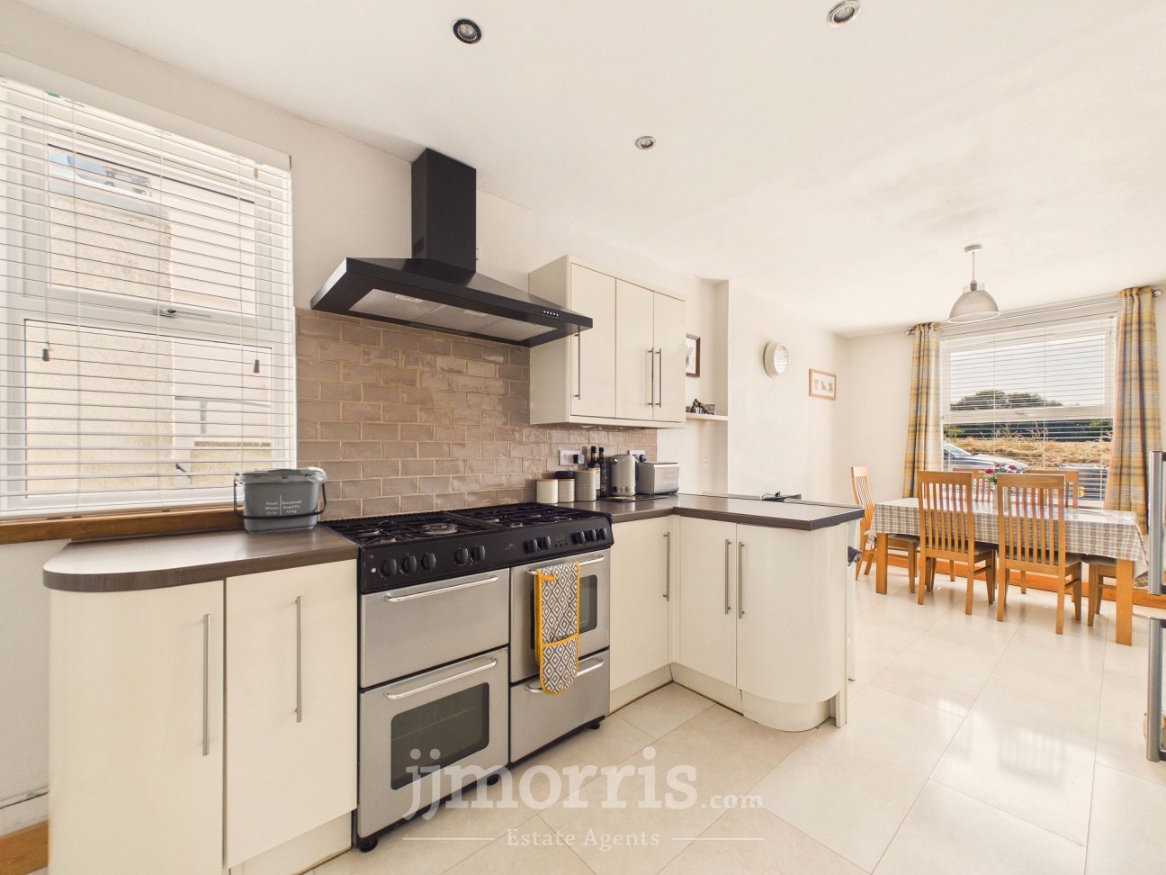Heol Cerwyn, Fishguard, SA65