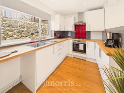 Harbour Village, Goodwick, SA64