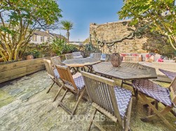 Quay Street, Lower Town, SA65