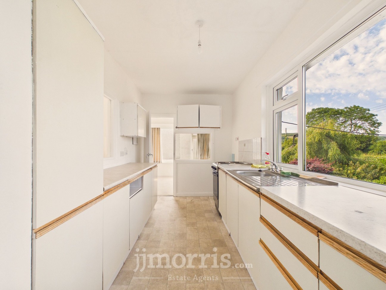 Feidr Fawr, Dinas Cross, SA42