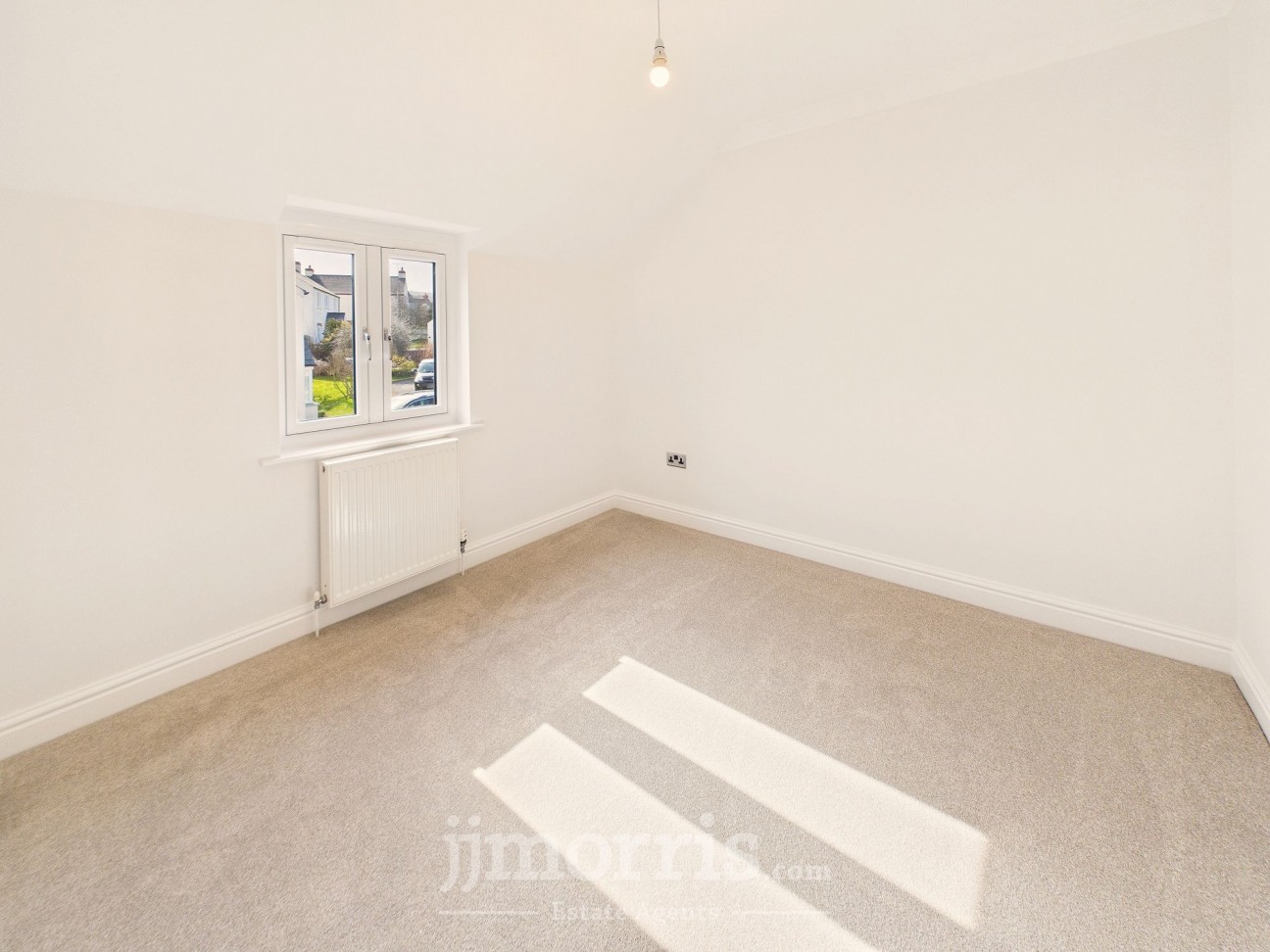 Parc Yr Onnen, Dinas Cross, SA42