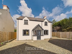 Parc Yr Onnen, Dinas Cross, SA42
