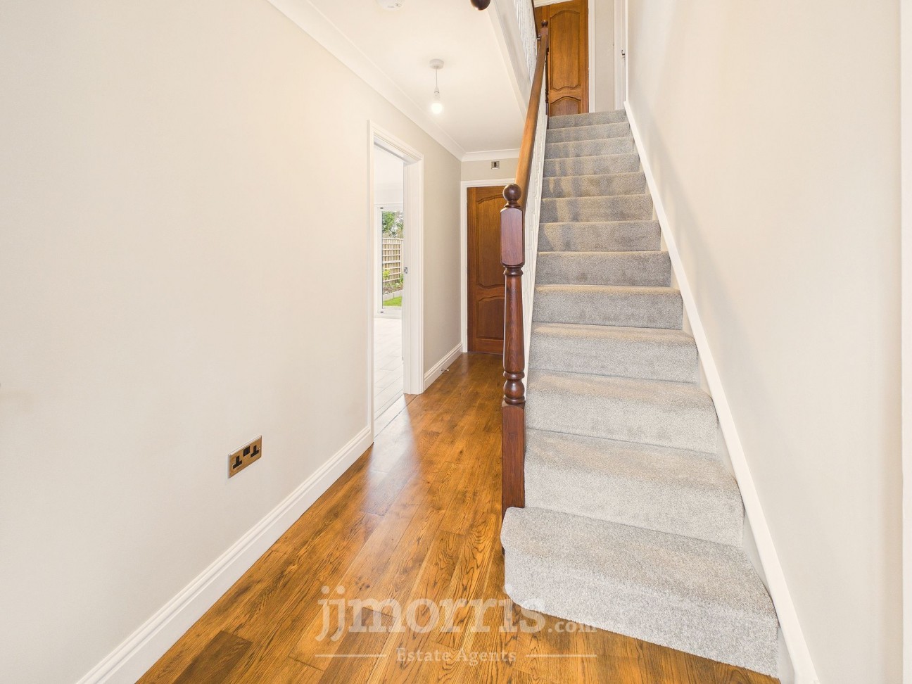 Parc Yr Onnen, Dinas Cross, SA42