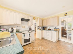 Maes-Y-Coed, Cardigan, SA43