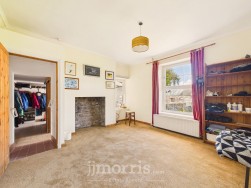 Laugharne, Carmarthen, SA33