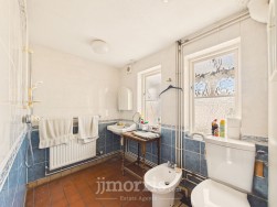 Laugharne, Carmarthen, SA33