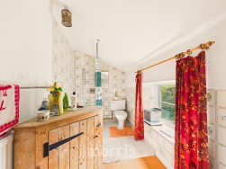 Laugharne, Carmarthen, SA33