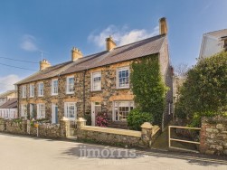 Long Street, Newport, SA42