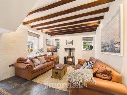 Long Street, Newport, SA42