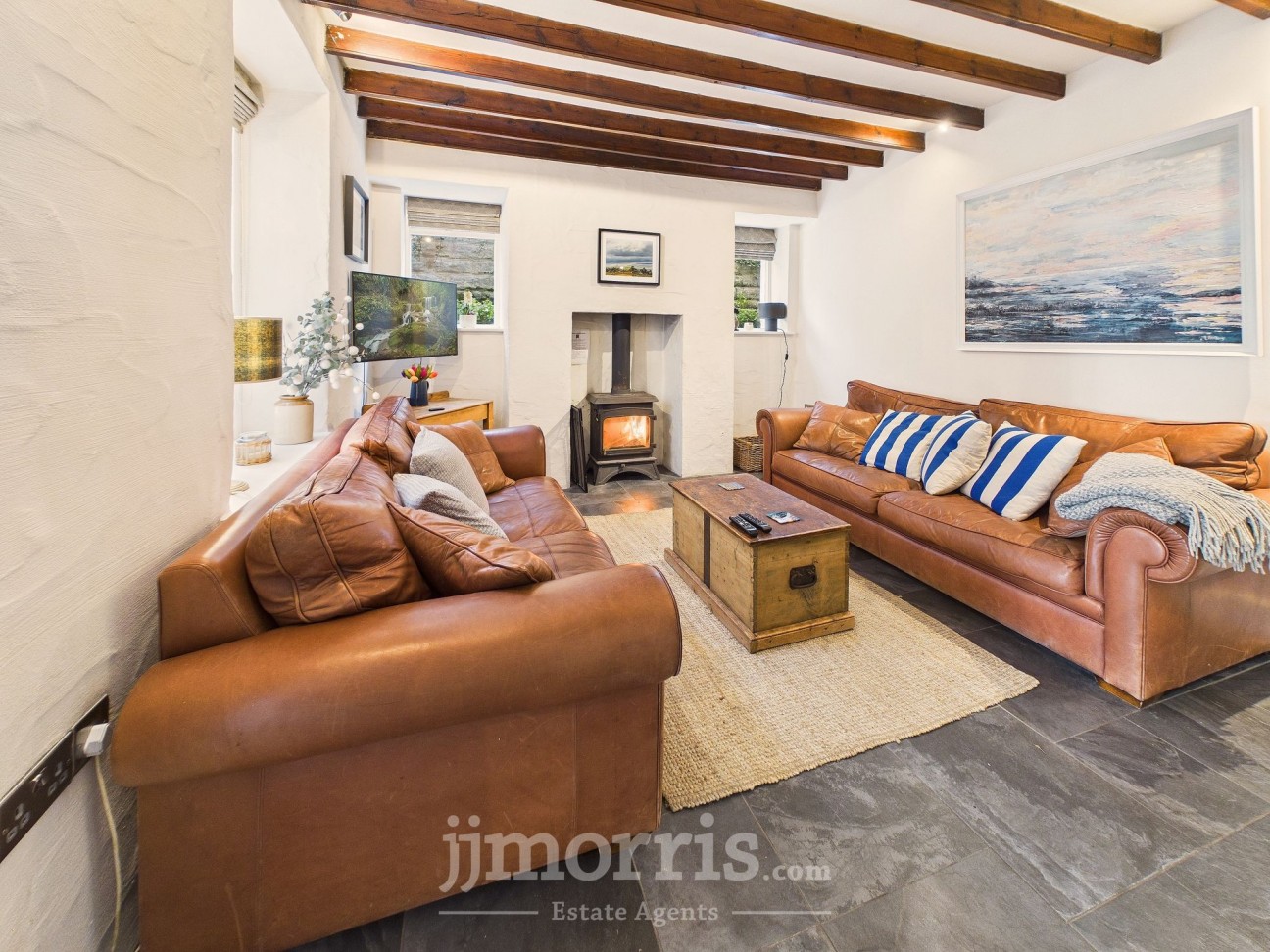 Long Street, Newport, SA42