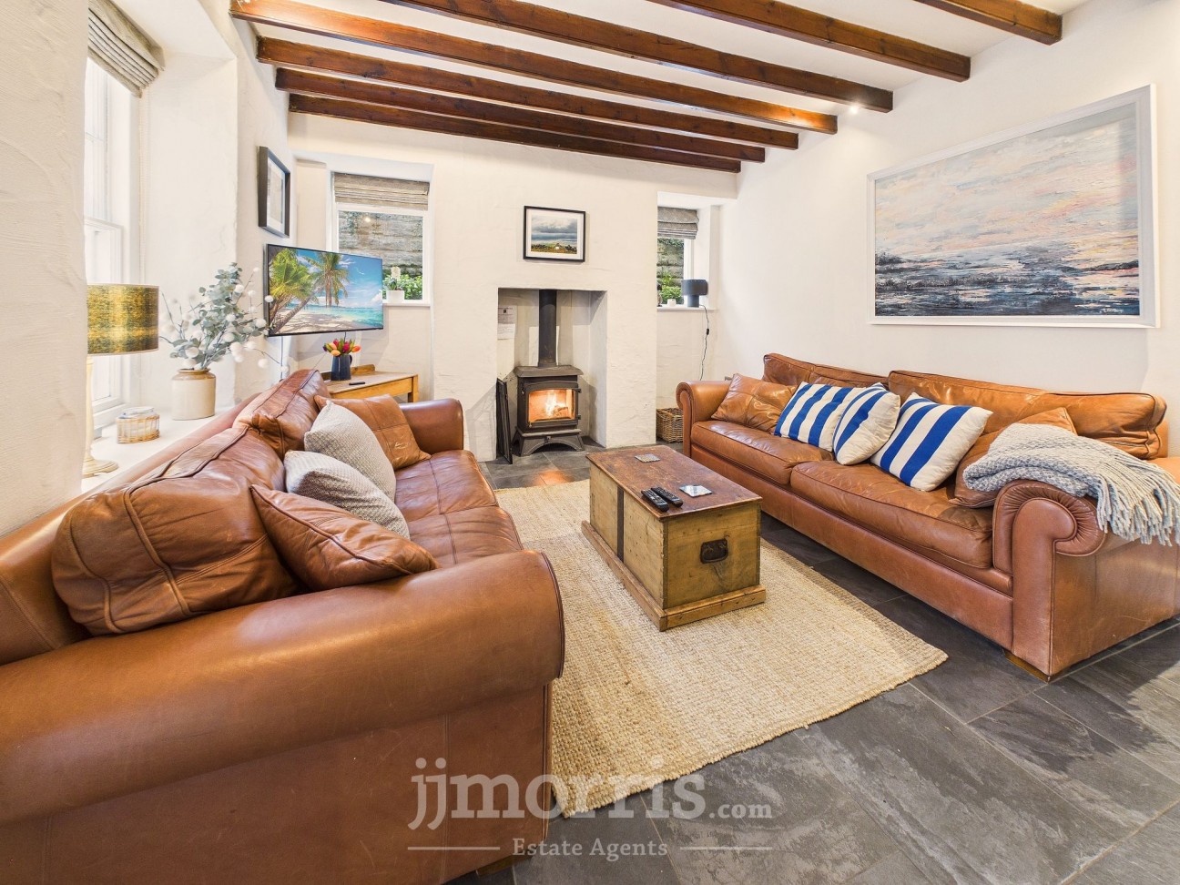 Long Street, Newport, SA42