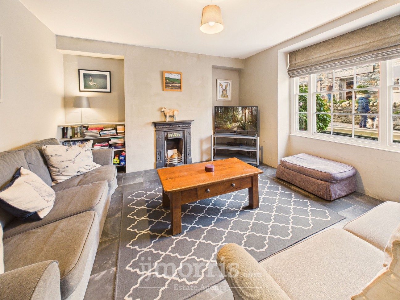 Long Street, Newport, SA42