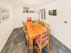 Long Street, Newport, SA42