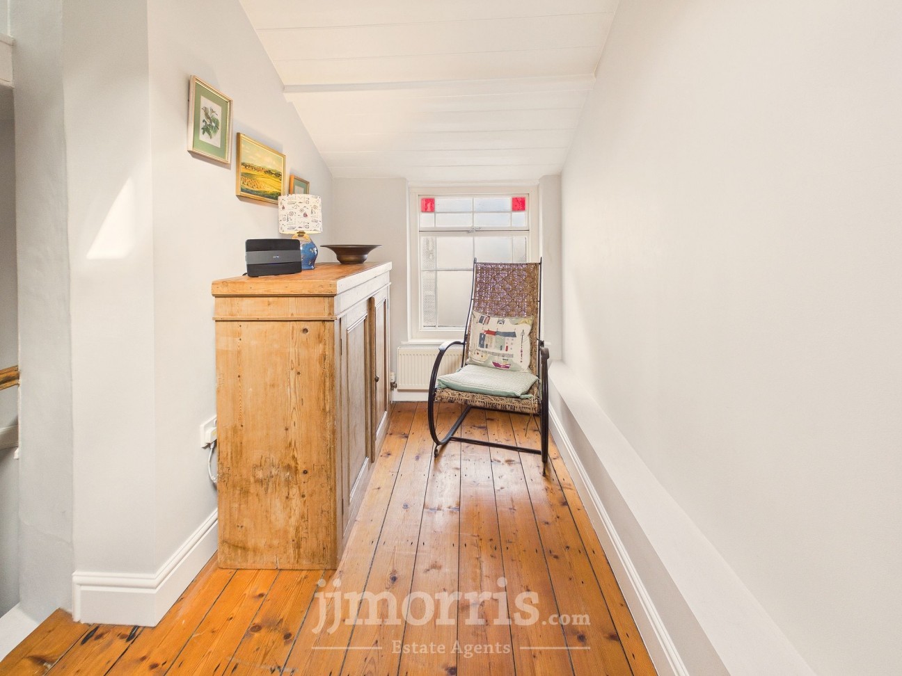 Long Street, Newport, SA42