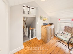 Long Street, Newport, SA42