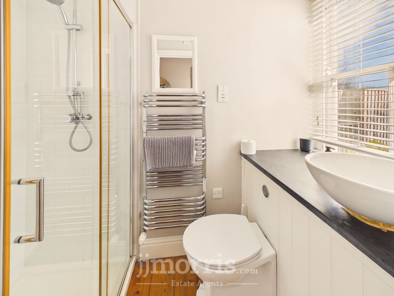 Long Street, Newport, SA42