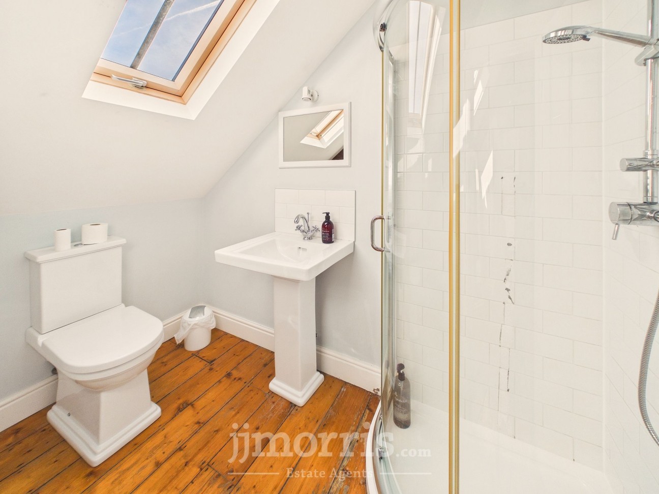 Long Street, Newport, SA42