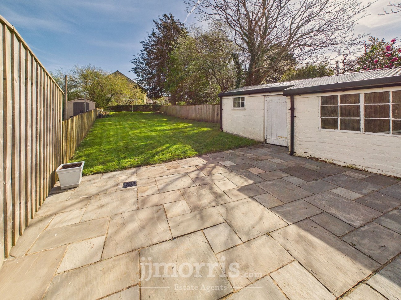 Long Street, Newport, SA42