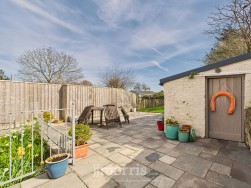 Long Street, Newport, SA42