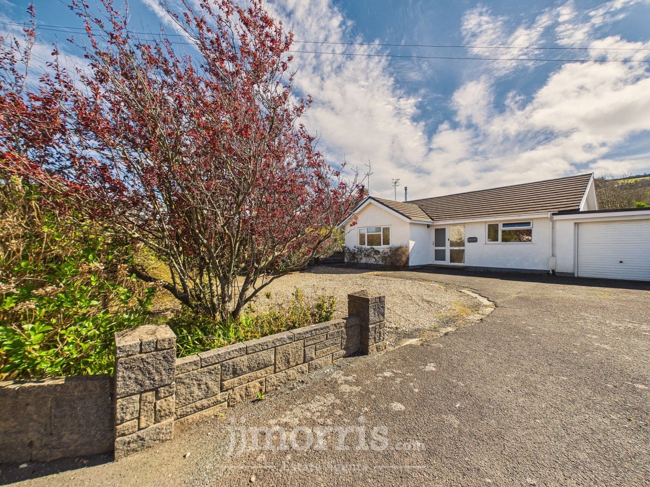 Dinas Cross, Newport, SA42