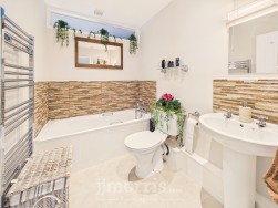 Dinas Cross, Newport, SA42