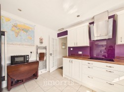 Dinas Cross, Newport, SA42