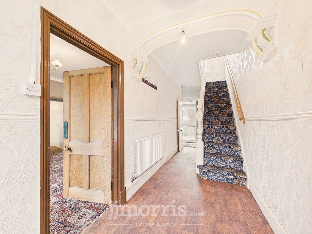 Login, Whitland, SA34