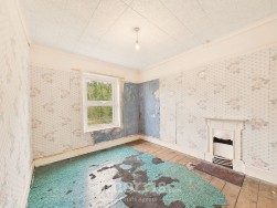 Login, Whitland, SA34