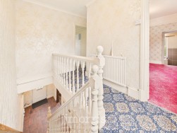 Login, Whitland, SA34