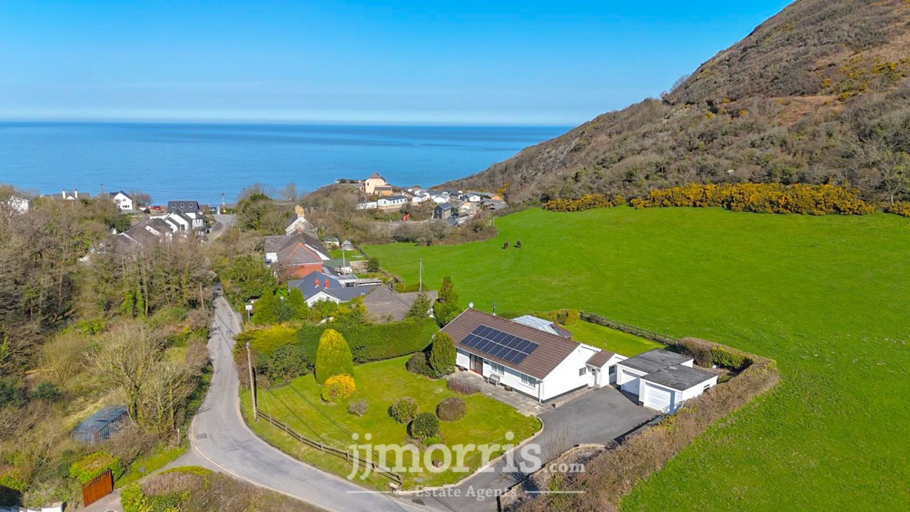 Tresaith, Cardigan, SA43