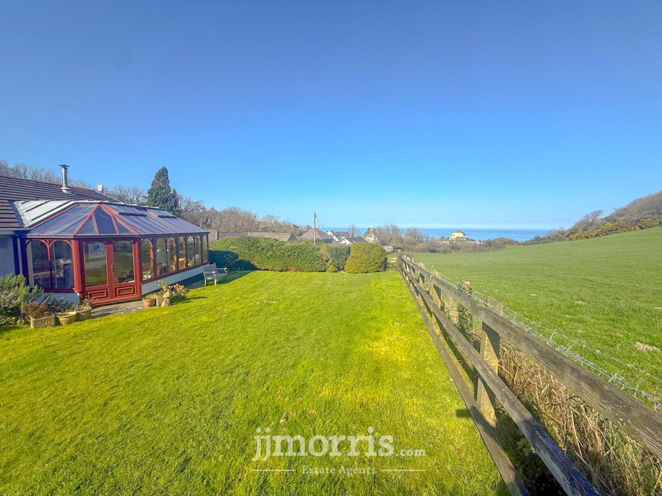 Tresaith, Cardigan, SA43