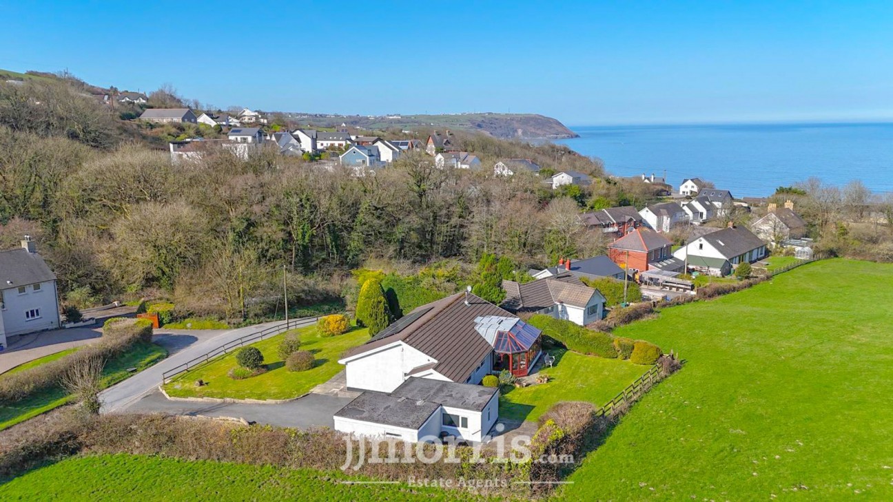 Tresaith, Cardigan, SA43