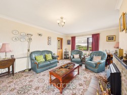 Carregwen, Llechryd, SA43