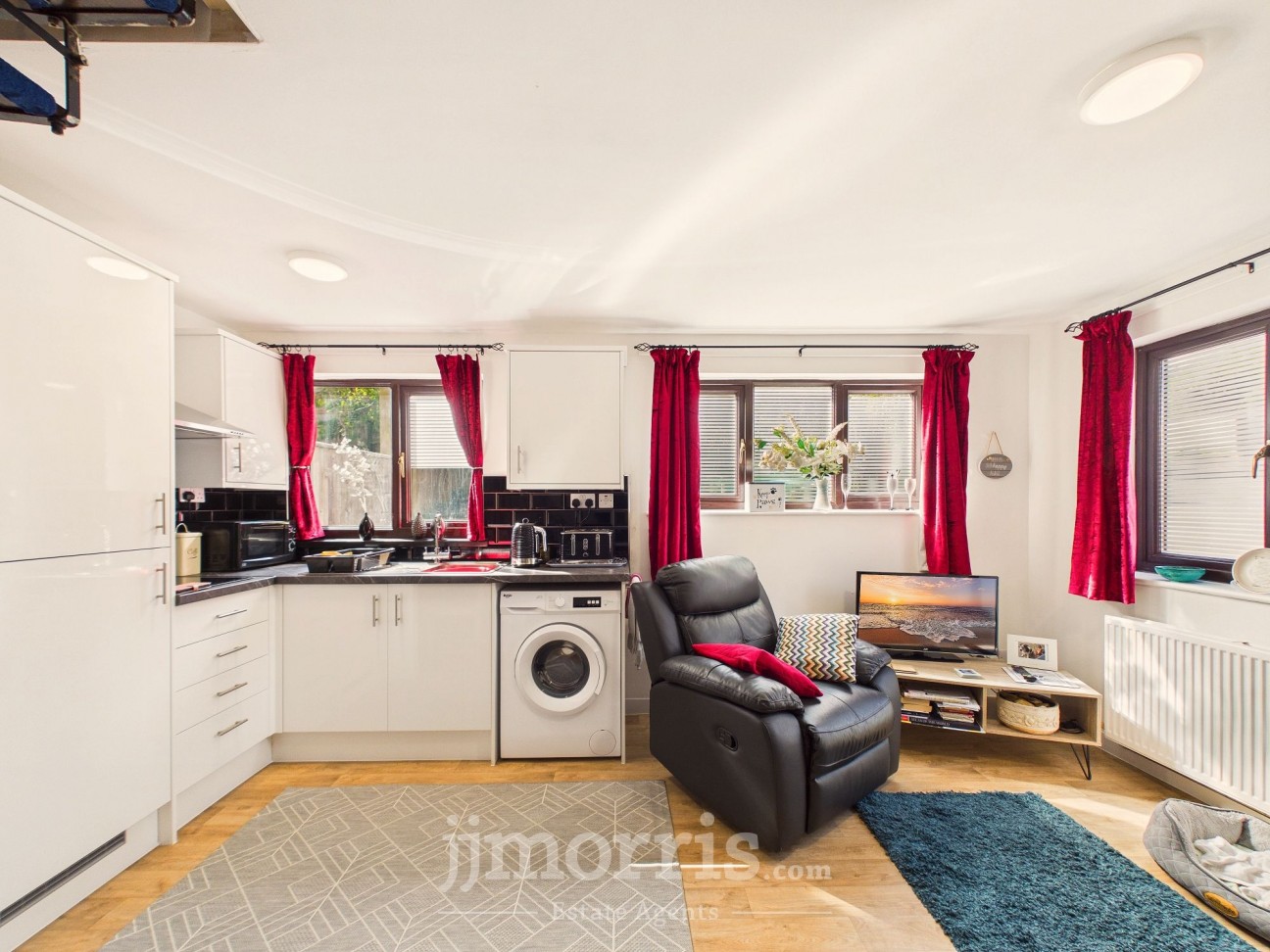Tlysfan, Fishguard, SA65
