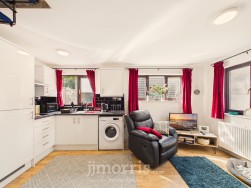 Tlysfan, Fishguard, SA65