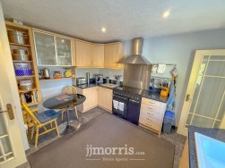 Maes-Y-Coed, Cardigan, SA43