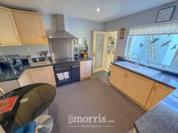 Maes-Y-Coed, Cardigan, SA43