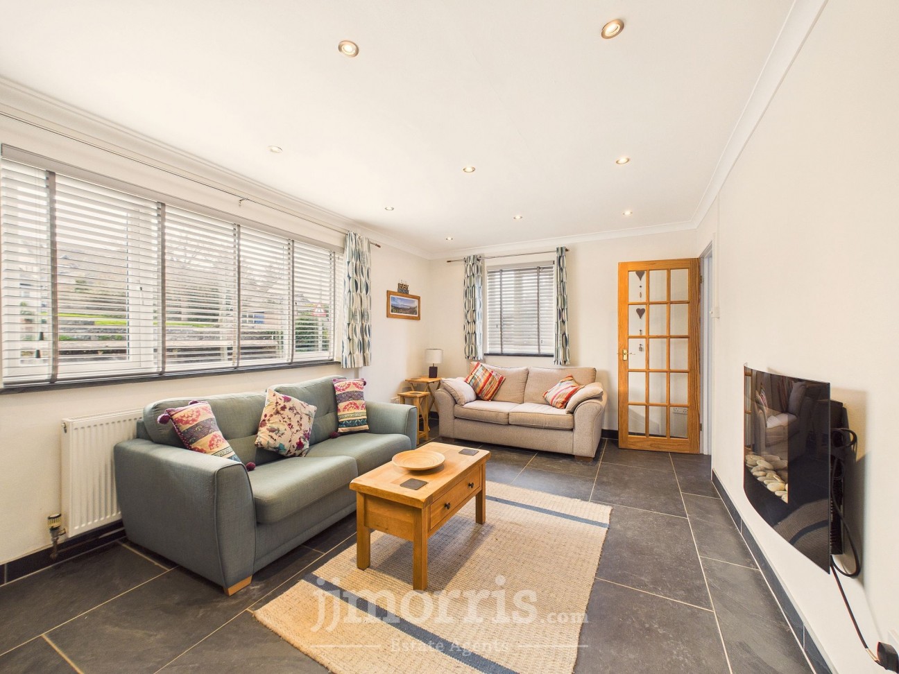 East Street, Newport, SA42