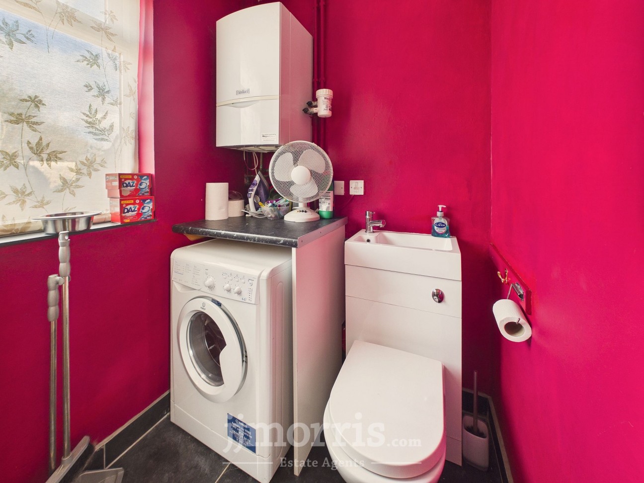 East Street, Newport, SA42