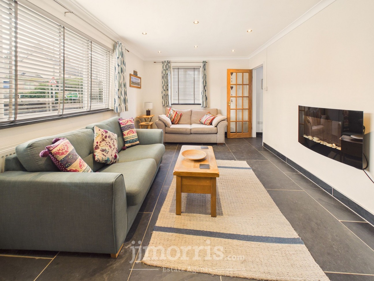 East Street, Newport, SA42