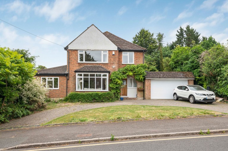 Reddown Road, Coulsdon, CR5 1AP