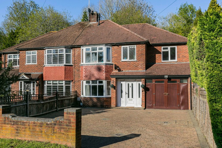 Caterham Drive, Coulsdon, CR5 1JS