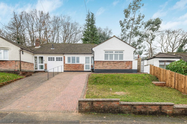 Rydons Wood Close, Old Coulsdon, Surrey, CR5 1ST
