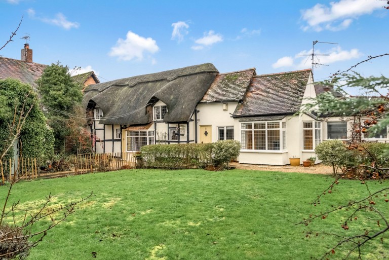 Evesham Road, Norton, WR11