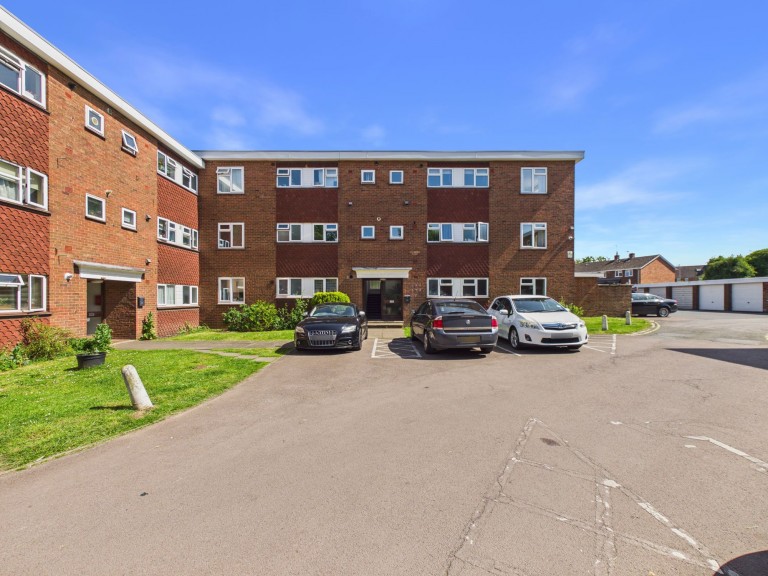 Waterside, Evesham, WR11