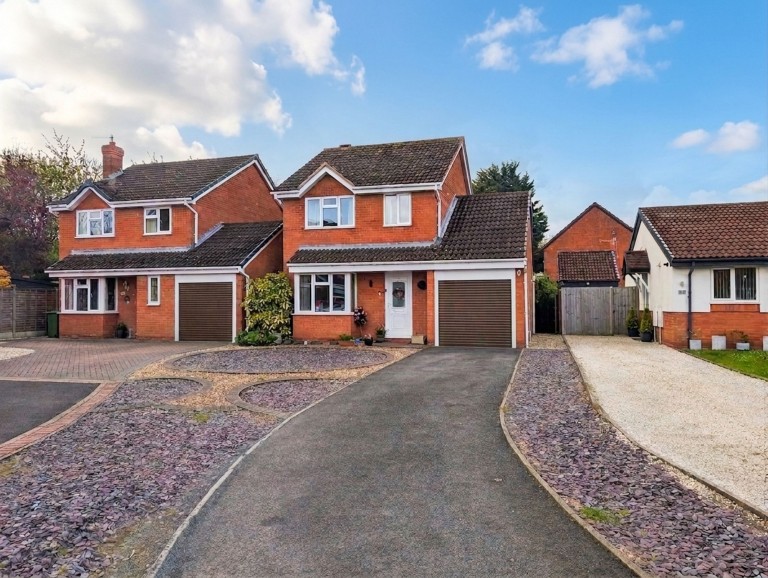 Yew Tree Close, Evesham, WR11