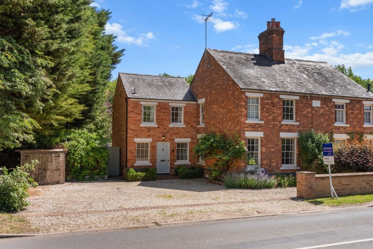 Station Road, Fladbury, WR10
