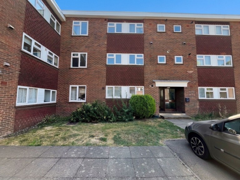 Waterside, Evesham, WR11