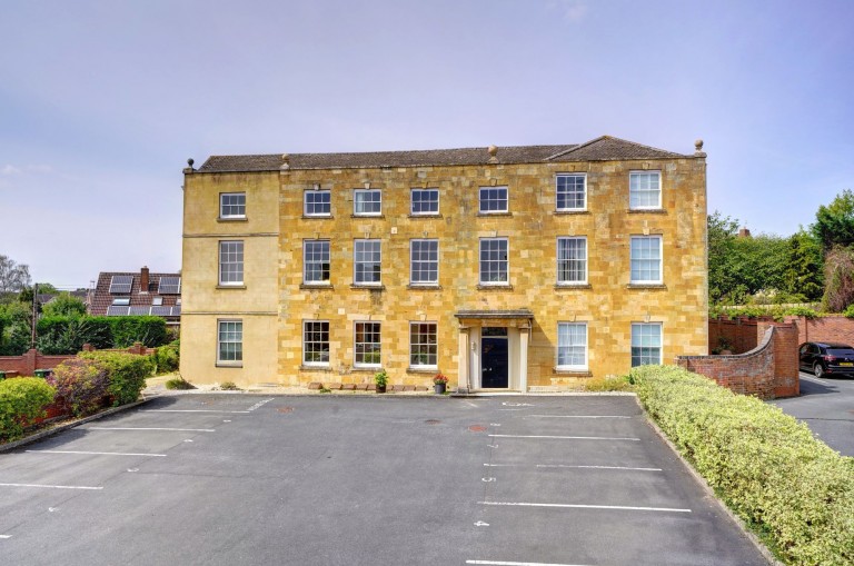 Clarks Hill Rise, Evesham, WR11